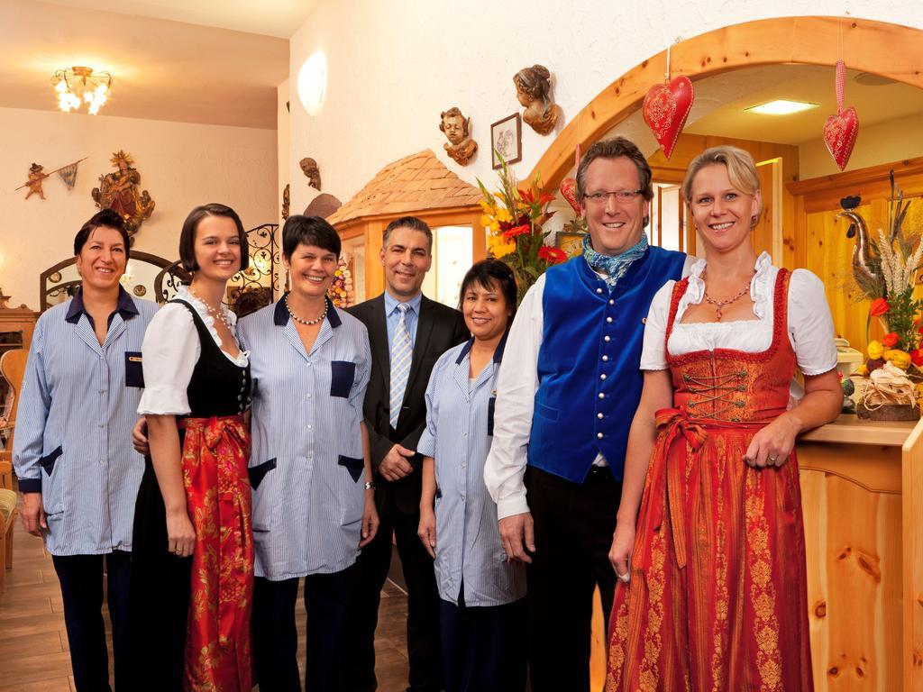 Hotel Hahn Munchen Bagian luar foto