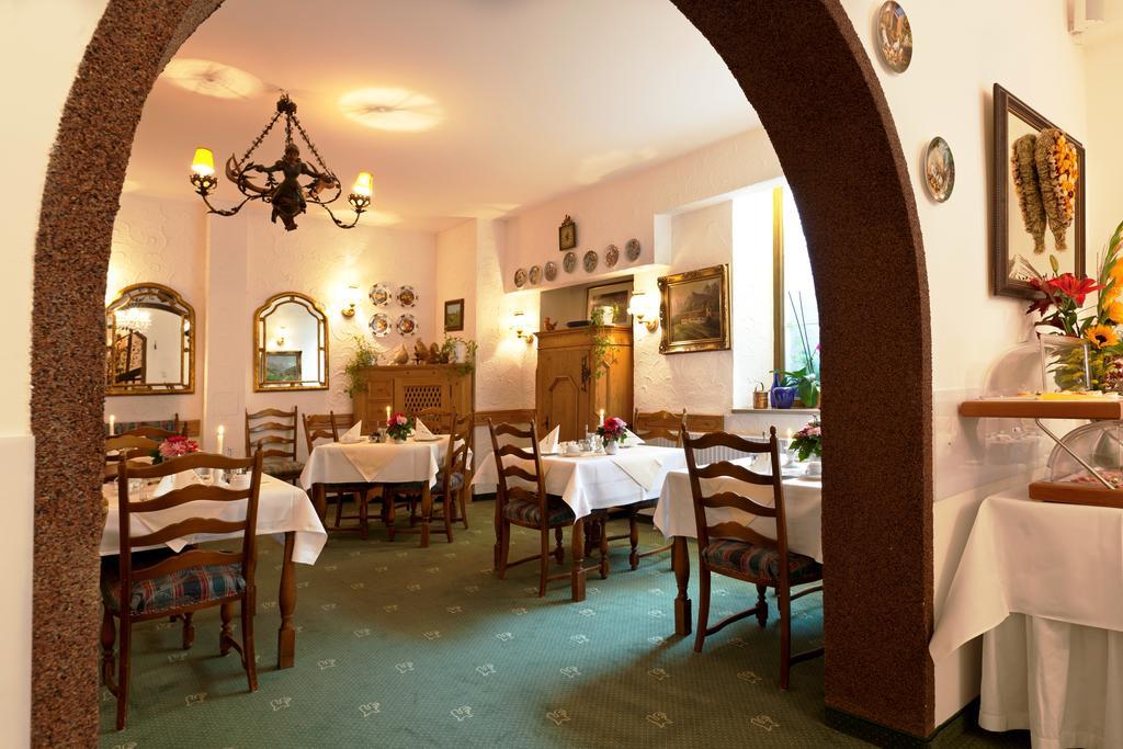 Hotel Hahn Munchen Bagian luar foto